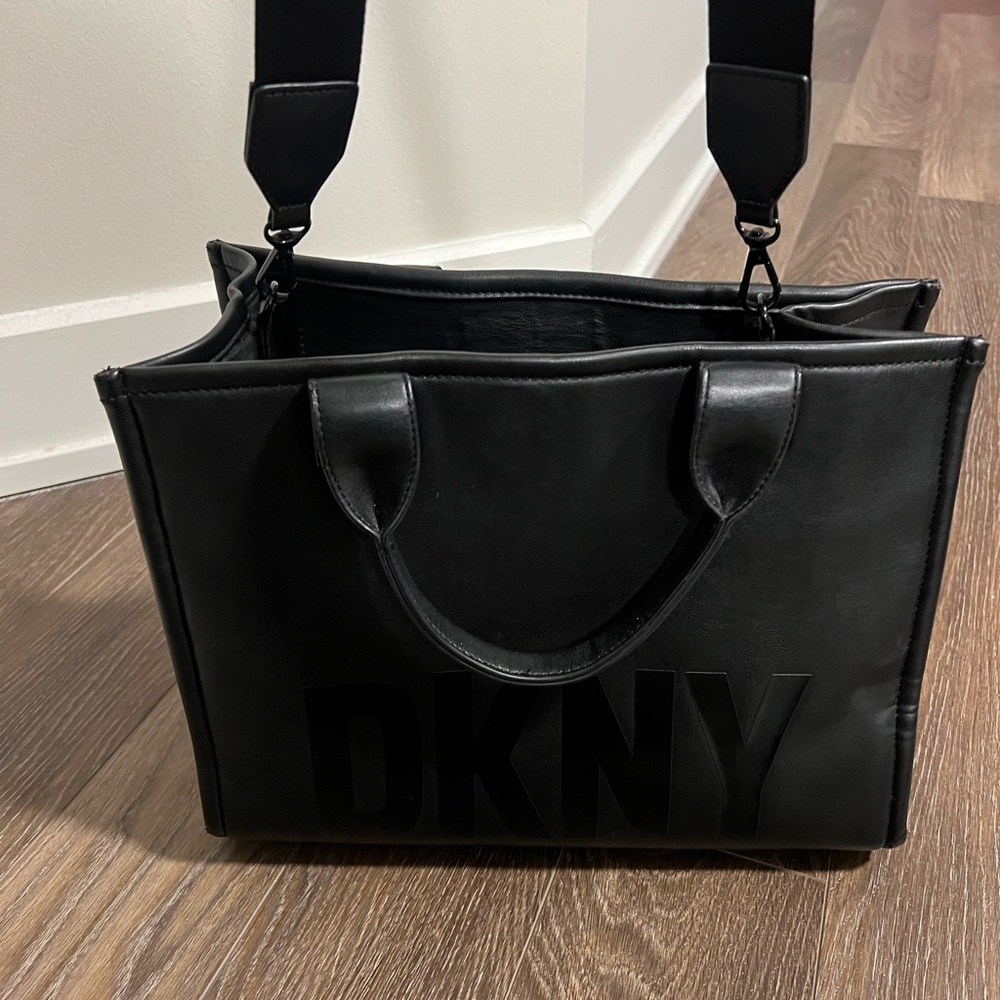 DKNY Men's Black Leather Briefcase